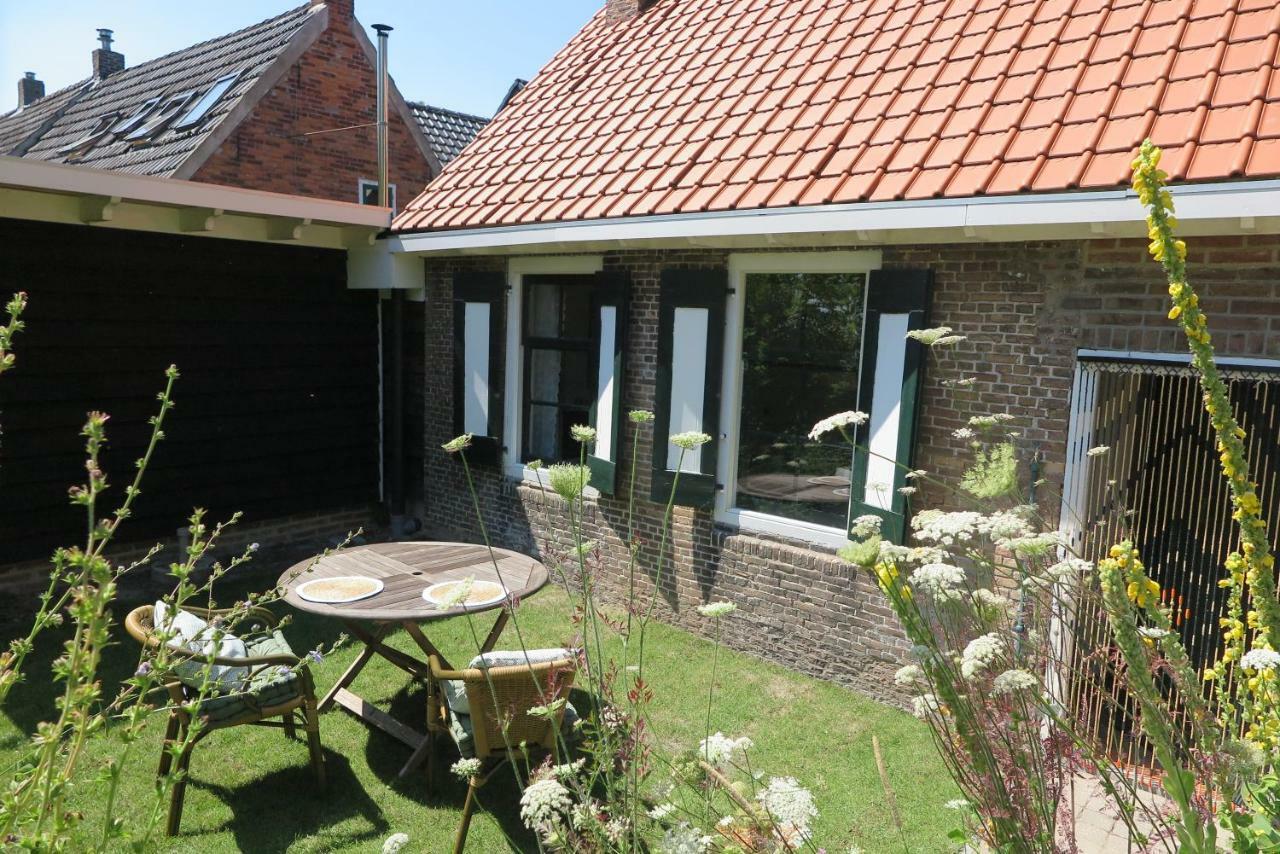 Het Kunstenaarshuis Kamperland Exteriör bild